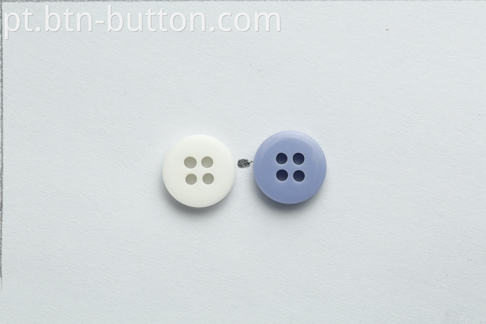 Pentagonal magnetic buttons for shirts